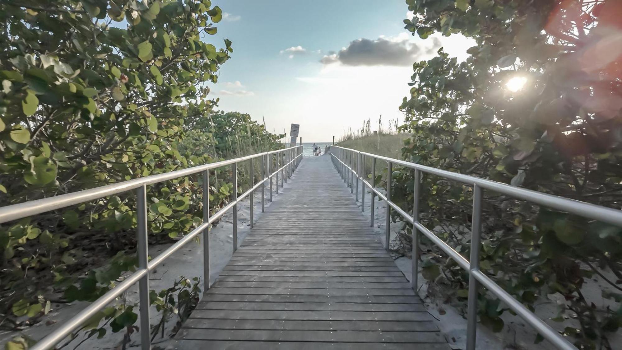 C7-Dolphin Villa St. Pete Beach Buitenkant foto